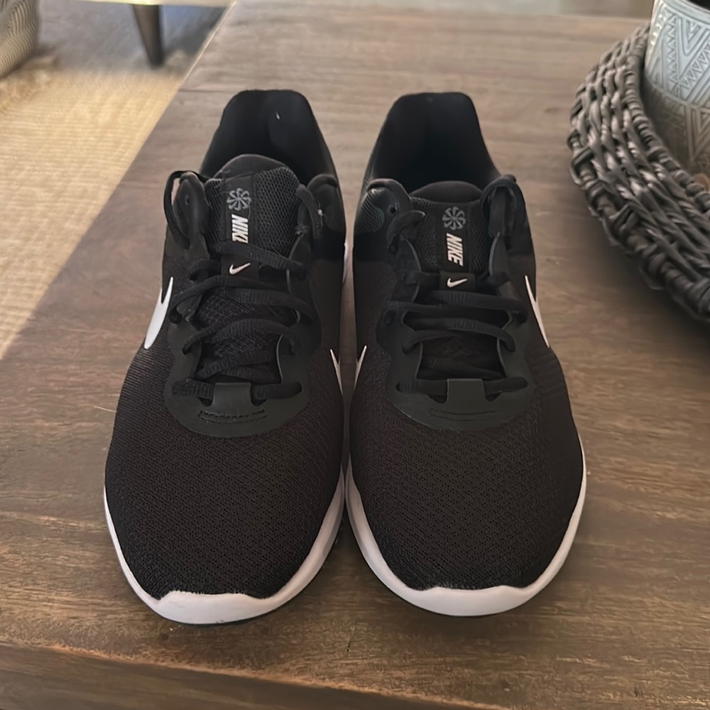 Brand New Nike Tennis Shoes Bought For 70 Willing … Gem